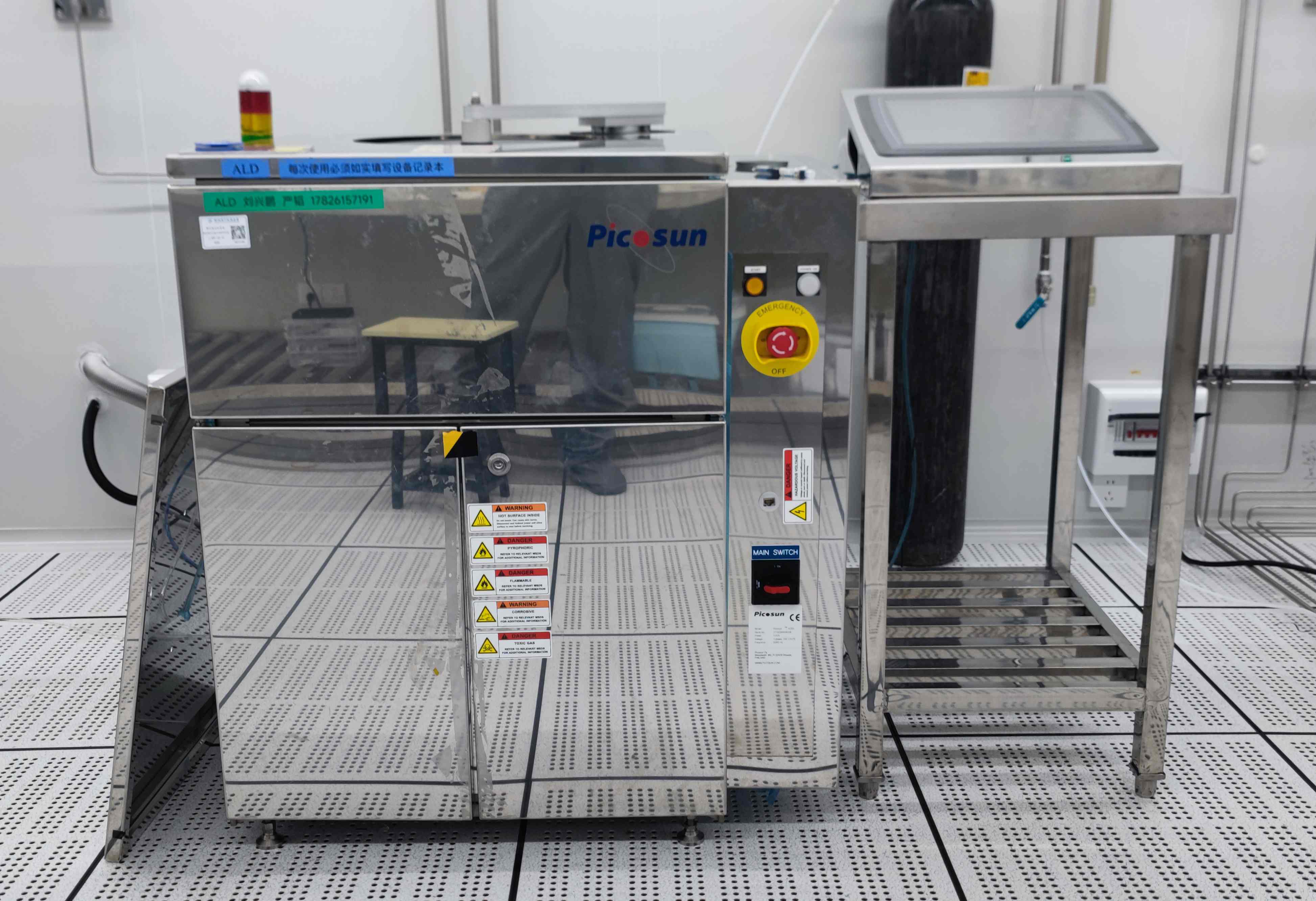 原子层淀积系统